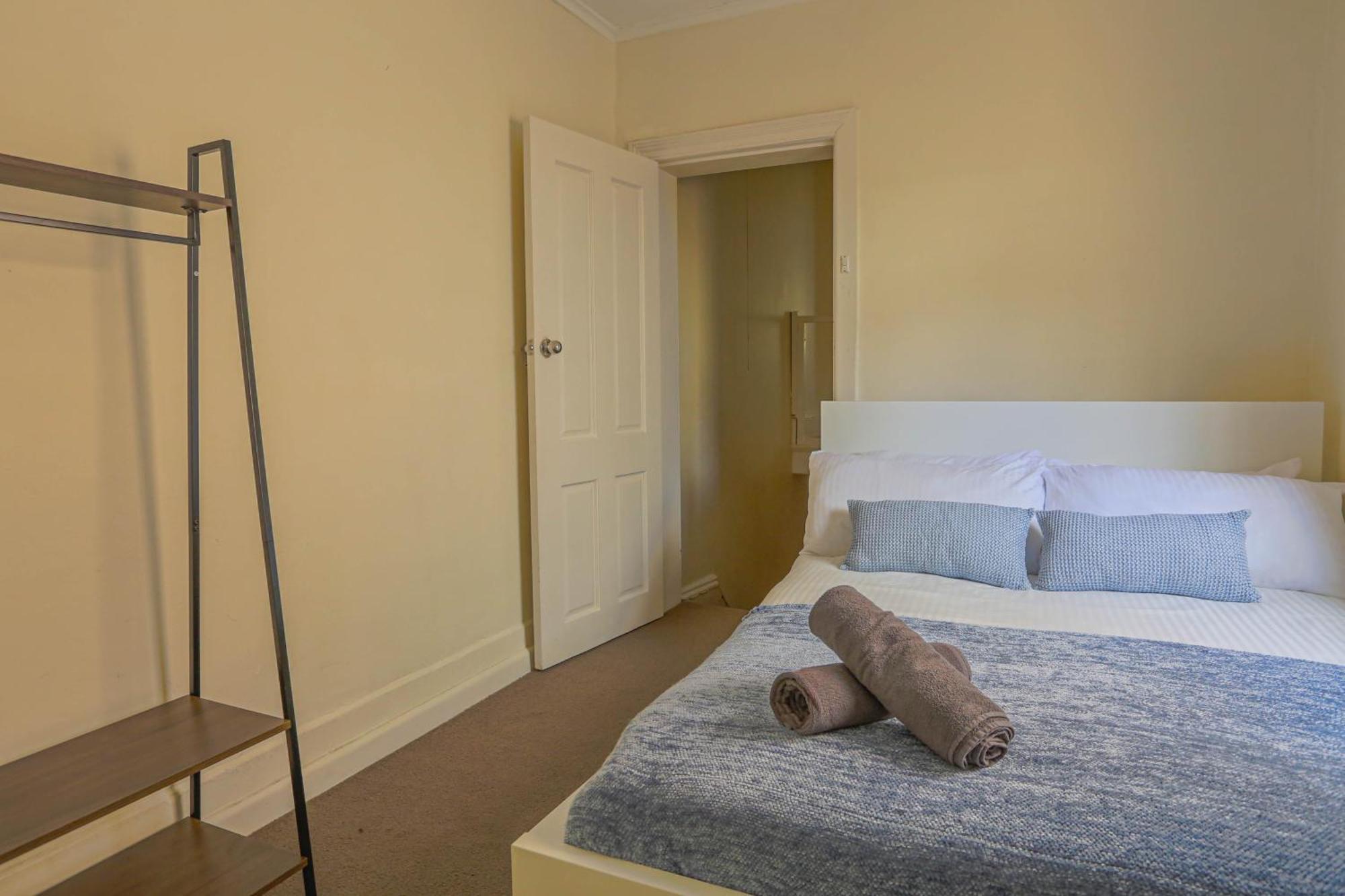 Stylish 3-Bedroom Near Darling Harbour シドニー エクステリア 写真
